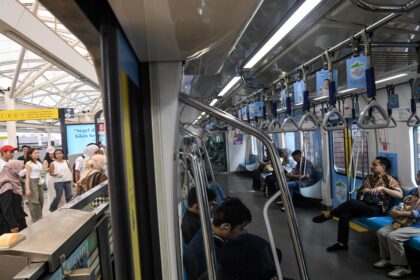 MRT Jakarta Tutup Sementara Akses Dua Stasiun Akibat Unjuk Rasa