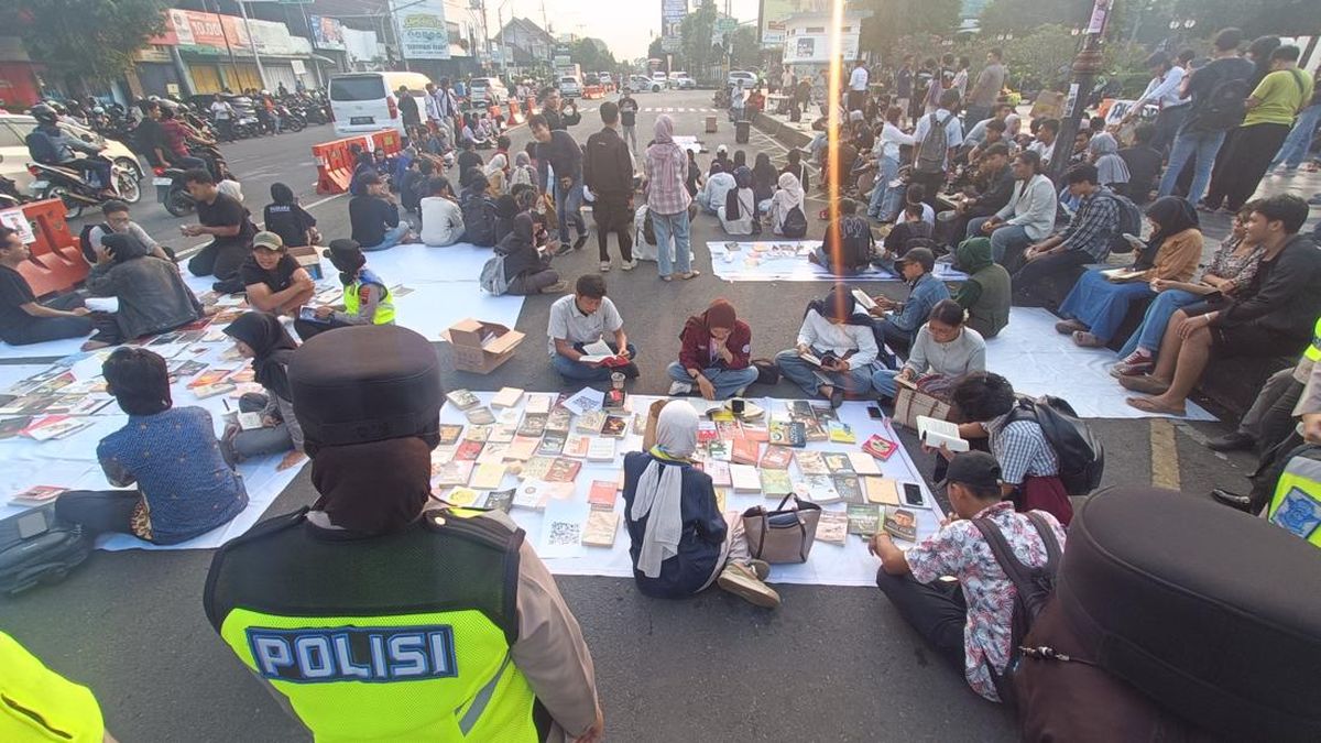 Mahasiswa Banyumas Raya Gelar Mimbar Bebas dan Lapak Baca Buku