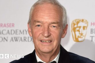 Mantan Presenter Channel 4, Jon Snow, Mengungkap Mengidap Alzheimer