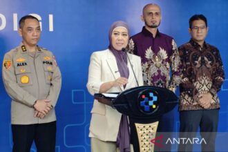 Menkomdigi Beberkan Strategi Penyebaran Komentar Judi Online di Medsos