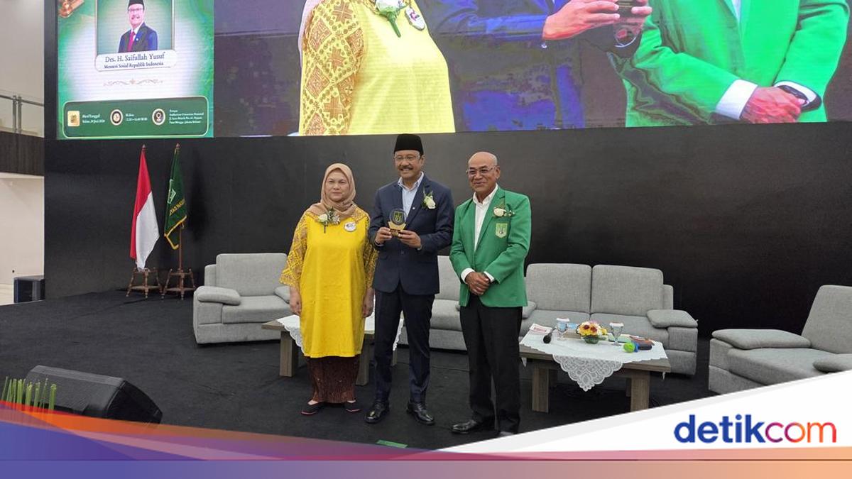 Mensos: Pendidikan Anak Miskin Jadi Tanggung Jawab Negara