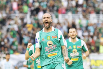 Milos Raickovic Berpisah dengan Persebaya Surabaya