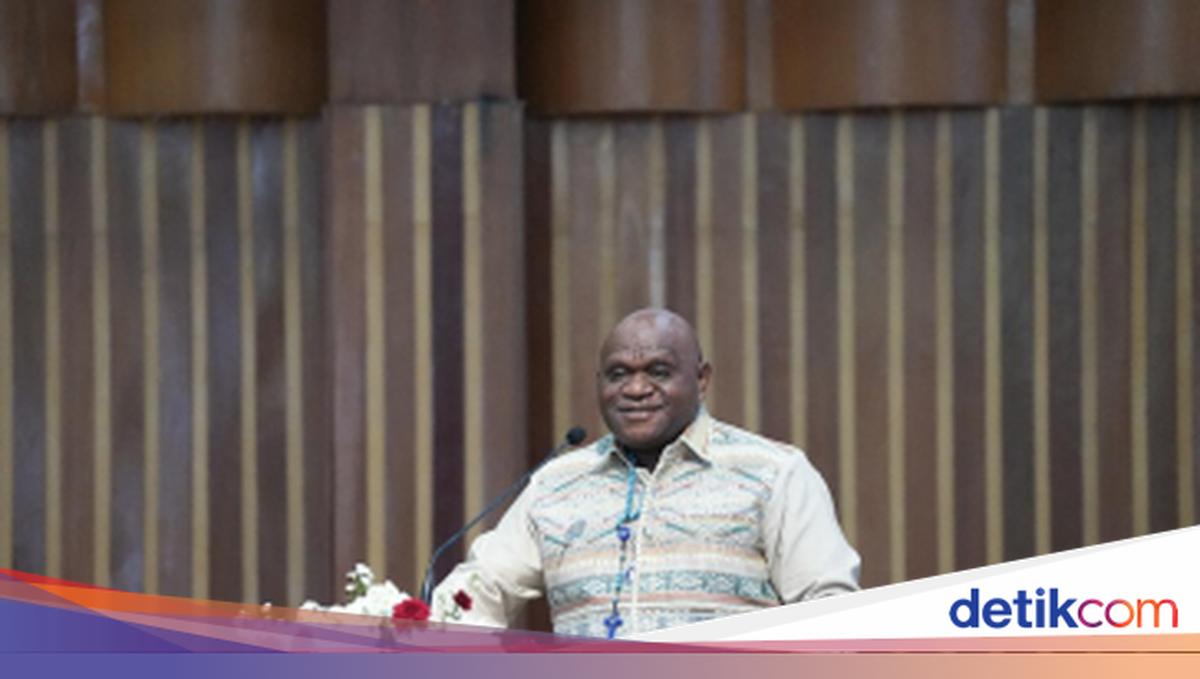 Natalius Pigai Tegaskan Pembangunan HAM Berdasarkan Pancasila dan Bebas Diskriminasi