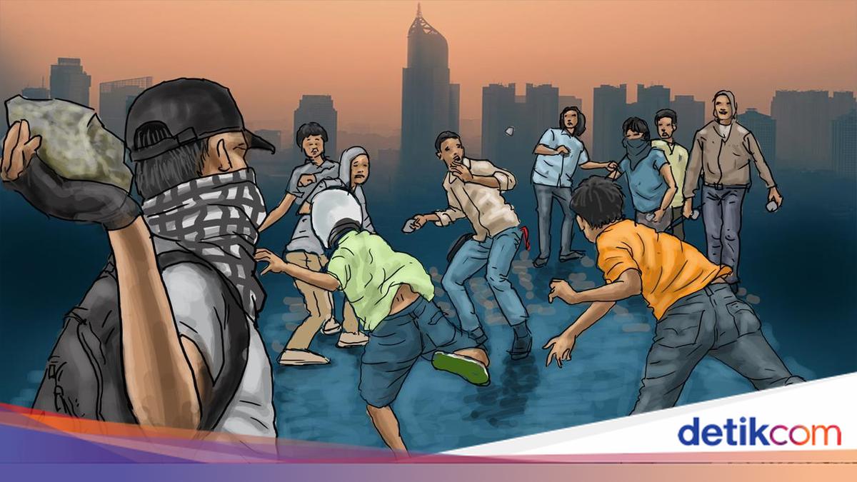 Patroli Siskamling Gagalkan Upaya Tawuran di Jakarta Barat
