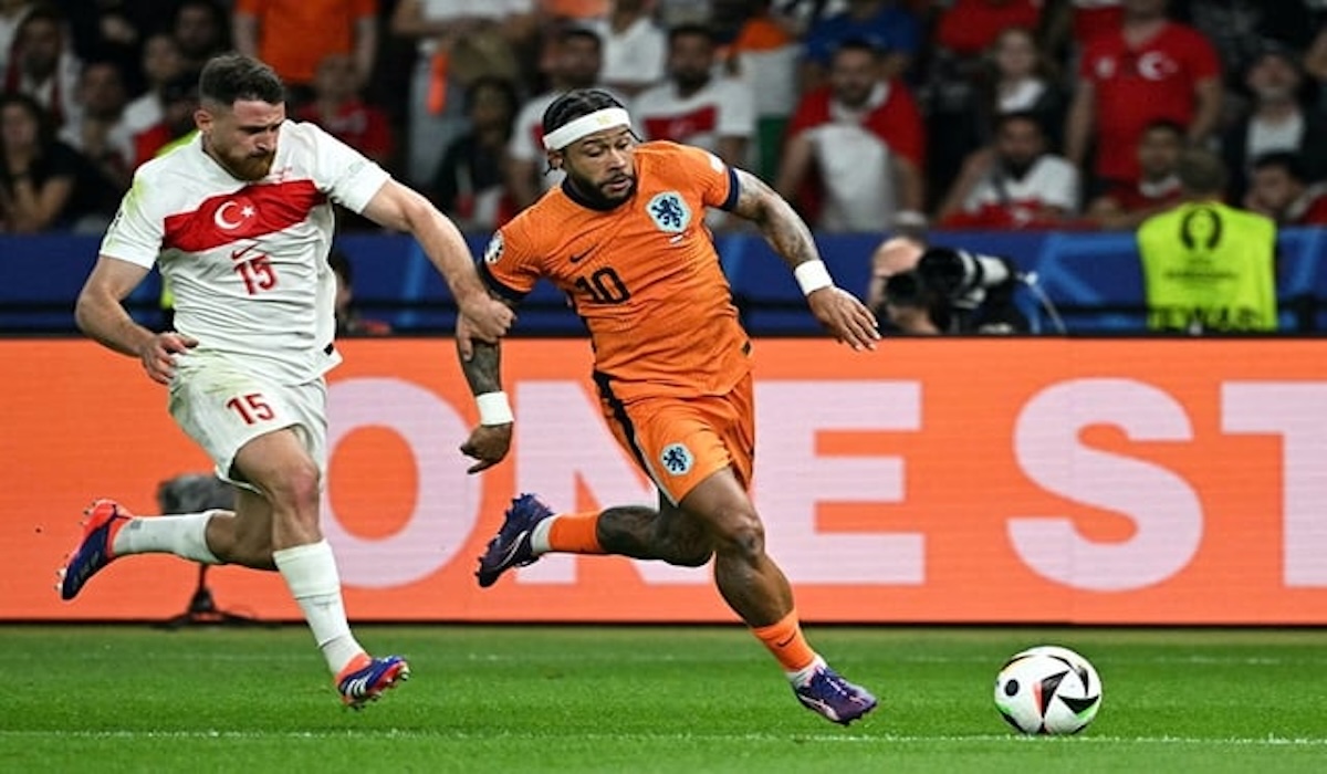 Pelatih Jepang Tanggung Jawab Cedera Wataru Endo