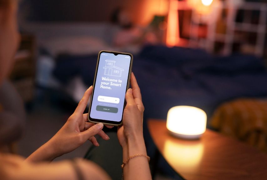 Perbandingan Konsumsi Listrik Smart Bulb dan LED Biasa