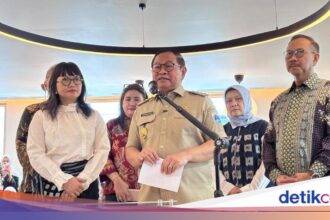 Pramono Anung Libatkan Murid Pilah Sampah untuk Ubah Perilaku
