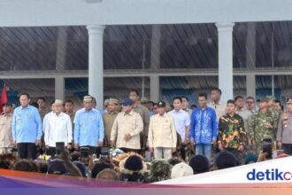 Presiden Prabowo Sapa Panglima TNI dan Kapolri di Gorontalo