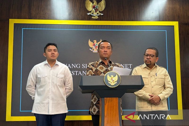 Presiden Prabowo Subianto Copot Kepala BGN Dadan Hindayana