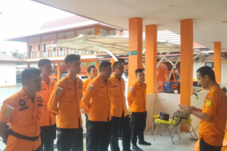 Pria Bandung Hilang Terseret Arus Sungai Kampar Saat Selamatkan Teman