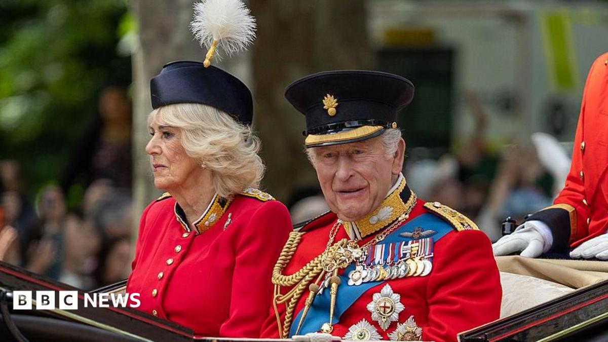 Raja Charles dan Ratu Camilla Tidak Akan Tinggal di Istana Buckingham