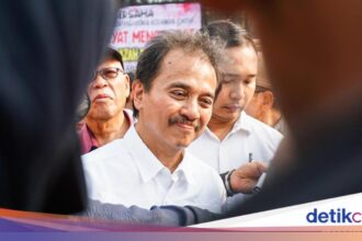 Roy Suryo dan dr Tifa Ditangkap Terkait Kasus Ijazah Palsu Jokowi