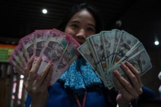 Rupiah Menguat ke Level Rp17.879 per Dolar AS