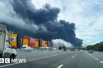 Serangan Terbesar Ukraina Hantam Moskow Sejak Perang Dimulai