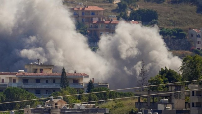 Serangan Udara Israel Tewaskan 11 Orang di Lebanon Selatan