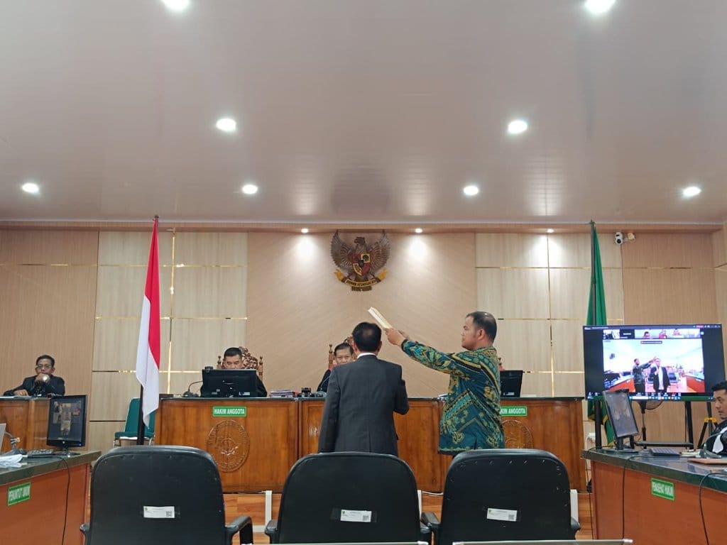 Sidang Kasus Korupsi Abdul Wahid: Kepatuhan Wagub Dibahas Ahli Otda