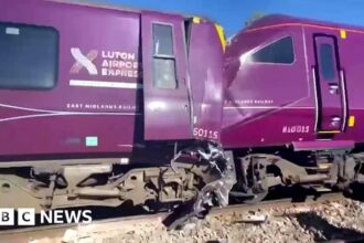 Sopir Meninggal dan 33 Orang Cedera Parah dalam Kecelakaan Kereta Bedford