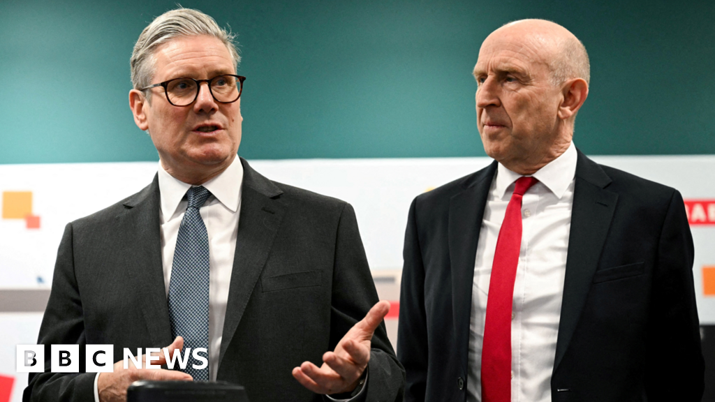 Starmer Tegaskan Pentingnya Belanja Pertahanan di Tengah Polemik