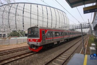 Stasiun KRL Jakarta International Stadium Resmi Dibuka