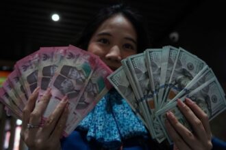 Transaksi Valas di Batam Melonjak, Money Changer Diserbu