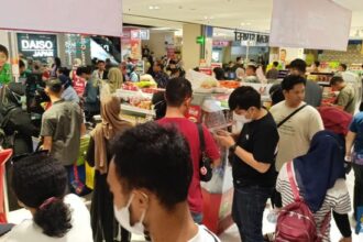 Transmart Adakan Program Sapu Bersih Stock di 44 Gerai