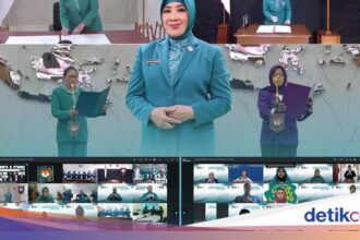 Tri Tito Karnavian Sampaikan Pesan untuk Ketua Posyandu Jabar Baru