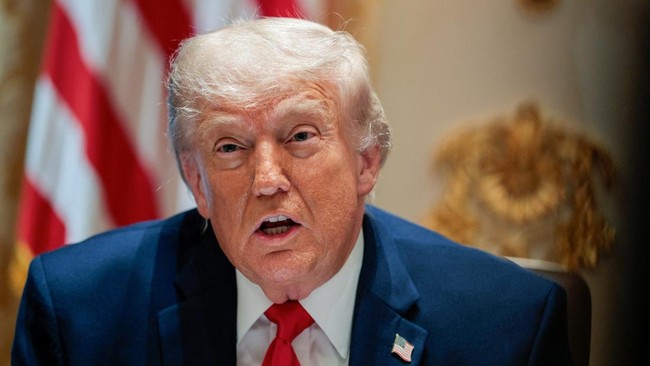 Trump Hadapi Pembelotan di Kongres Soal Resolusi Perang