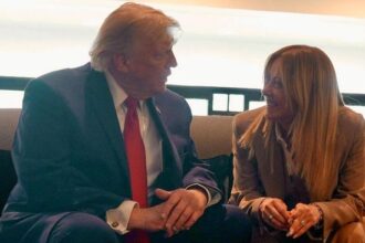 Trump Klaim PM Italia Memohon Foto, Meloni Berang