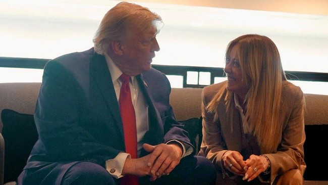 Trump Klaim PM Italia Memohon Foto, Meloni Berang