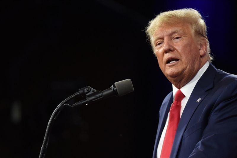 Trump Pertimbangkan Serangan Baru terhadap Iran