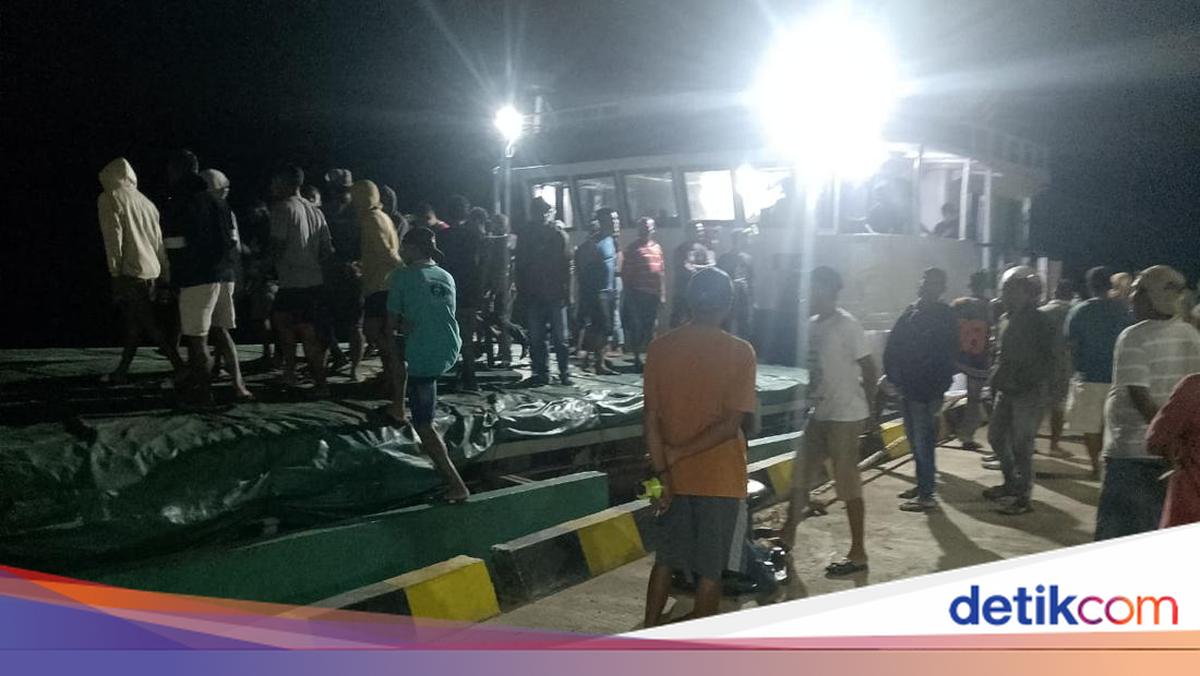 Tujuh Penumpang Hilang Setelah Speedboat Dihantam Ombak di Maluku