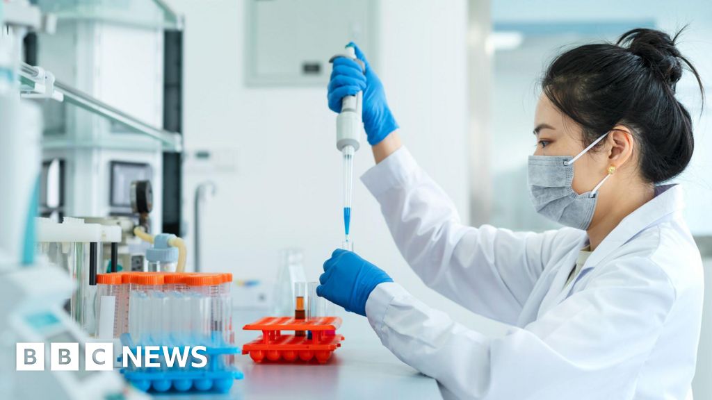 Vaksin Pertama Dirancang AI Dapat Lindungi dari Berbagai Virus