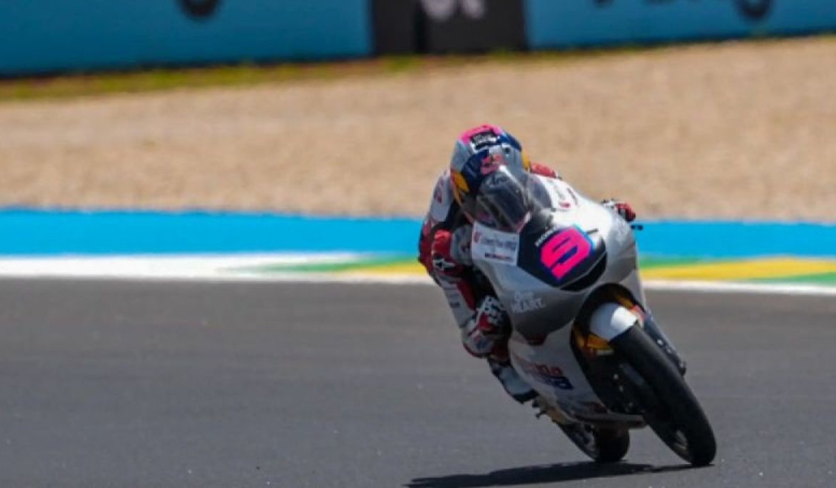 Veda Ega Pratama Ungguli Hakim Danish di FP2 Moto3 Belanda 2026