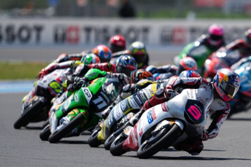 Veda Pratama Alami Debut Moto3 Hungaria di Posisi Ke-16