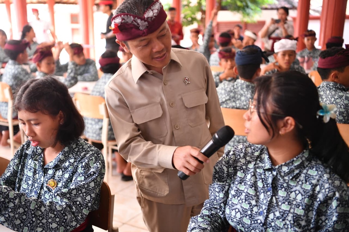 Wamendikdasmen: Revitalisasi Sekolah Investasi Masa Depan
