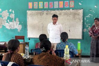 Wapres Gibran Rakabuming Tinjau Program MBG di Ende