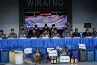 Gagalkan Penyelundupan Sianida dari Filipina, TNI AL Amankan Pumpboat ARRIL di Perairan Minahasa Utara