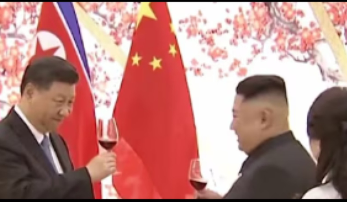 Xi Jinping Kunjungi Pyongyang, Perkuat Hubungan Tiongkok-Korea Utara