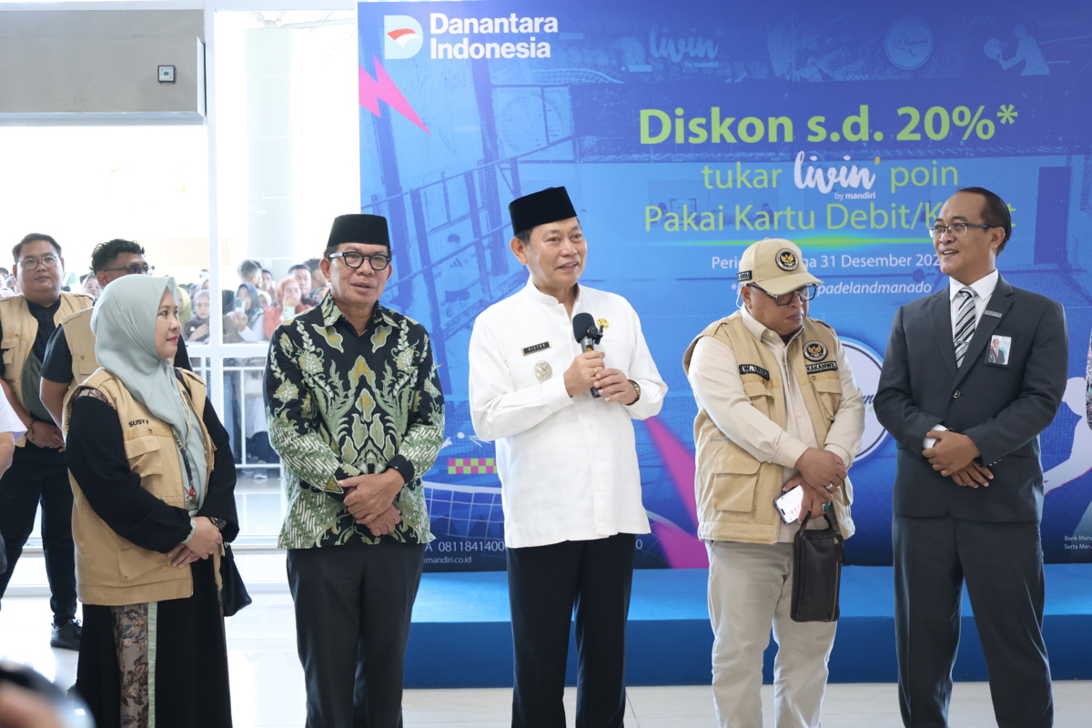 Sambut jemaah haji Sulut di Bandara Samrat Manado, Victor Mailangkay: Semoga mabrur! 8 Sambut jemaah haji Sulut di Bandara Samrat Manado, Victor Mailangkay: Semoga mabrur!