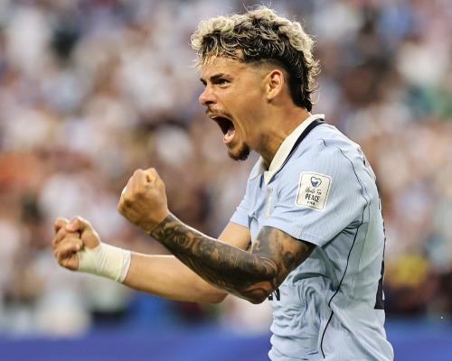 Araújo Selamatkan Uruguay, Gagalkan Saudi Arabia di Piala Dunia