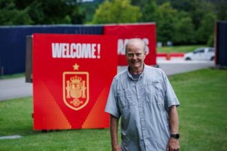 Bill Nuttall: Membangun Tim Nasional AS dan Menghadapi Pelé