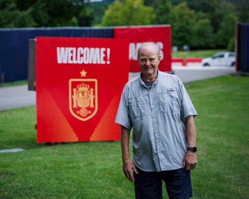 Bill Nuttall: Membangun Tim Nasional AS dan Menghadapi Pelé