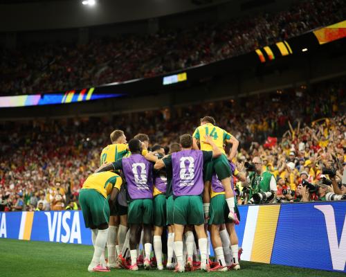 Kemenangan Socceroos: Patrick Beach Jadi Pahlawan di Piala Dunia