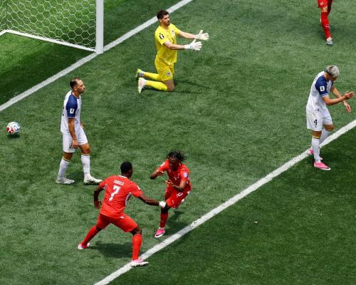 Kemenangan Swiss atas Bosnia dan Herzegovina Usai Kartu Merah Muharemovic