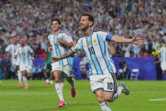 Messi Cetak Hat-trick, Argentina Menang Mudah atas Aljazair di Piala Dunia