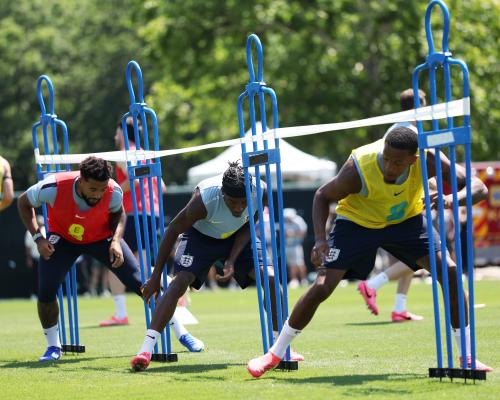 Thomas Tuchel Pimpin Latihan Timnas Inggris Jelang Pertandingan Melawan Ghana