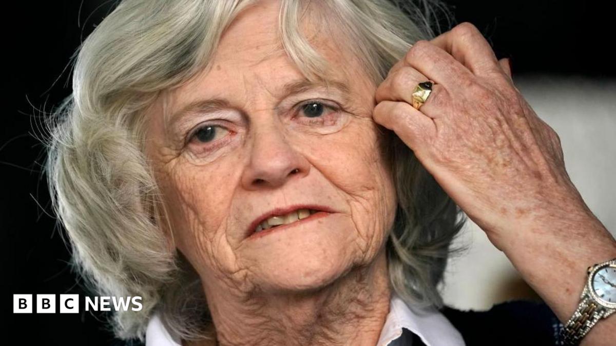 Ann Widdecombe Tewas dalam Serangan Terencana, Polisi Selidiki Motif