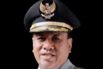 Bupati Kuansing dan Sekda Menyerahkan Diri ke KPK