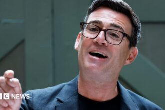 Burnham Hadapi Pilihan Krusial untuk Penunjukan Menteri Keuangan