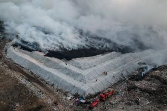 Cuaca Panas Dikaitkan Kebakaran di TPA Jatiwaringin